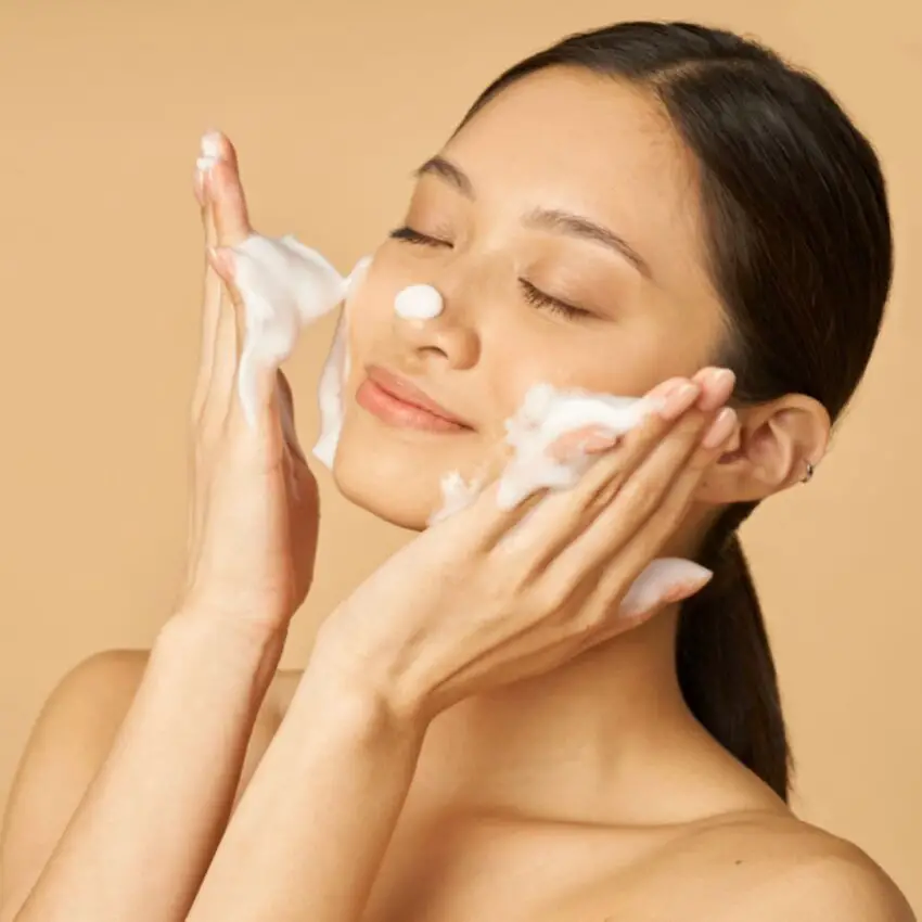 10-Top-Face-Washes-for-Seborrheic-Dermatitis